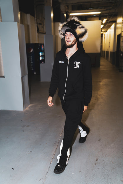 TRAPP’N MANSION SWEATSUIT’S